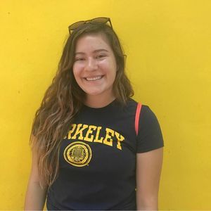 Meet your Posher, Laura